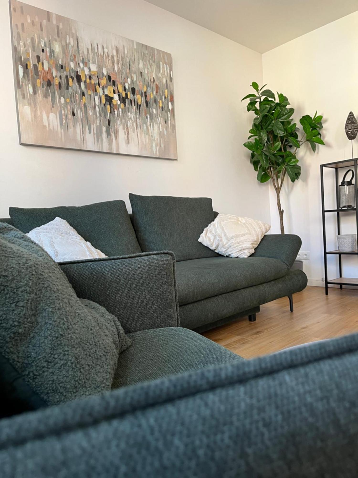 Traumhafte Business & Relax Wohnung Direkt Im Stadtkern Oettingens By Elation Homes Oettingen in Bayern Extérieur photo
